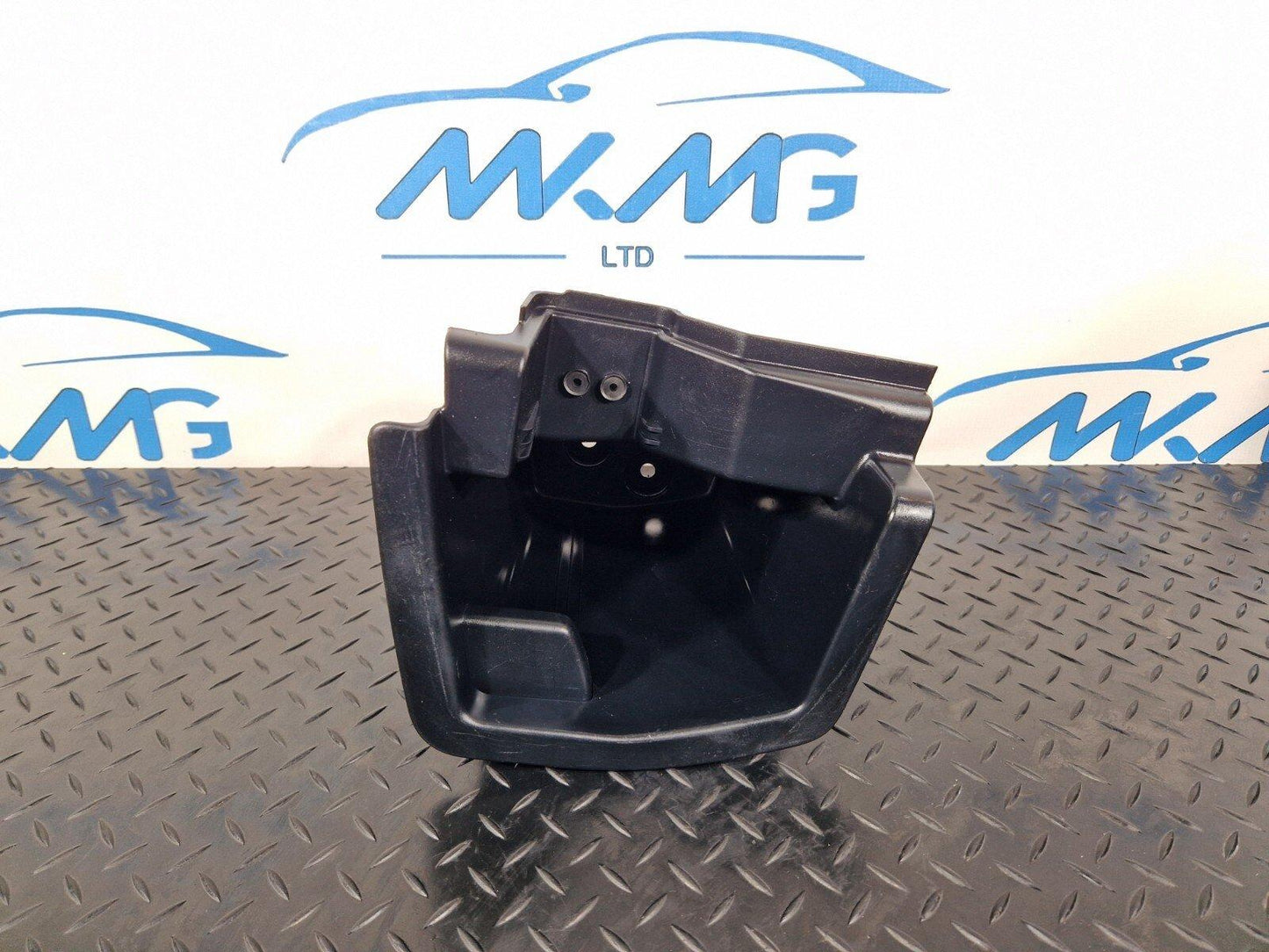14-21 BMW 2 SERIES GRAN TOURER GENUINE F46 REAR LEFT BOOT STORAGE BOX 7327033