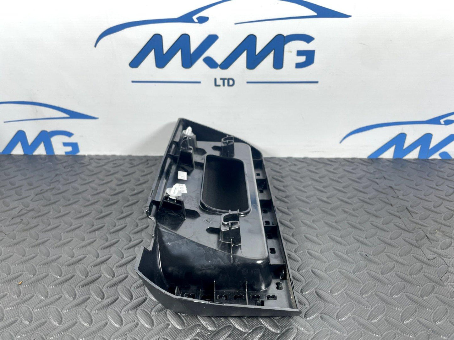 14-21 BMW 2 SERIES GRAN TOURER F45 F46 REAR LEFT MIDDLE SEAT POCKET 7360295