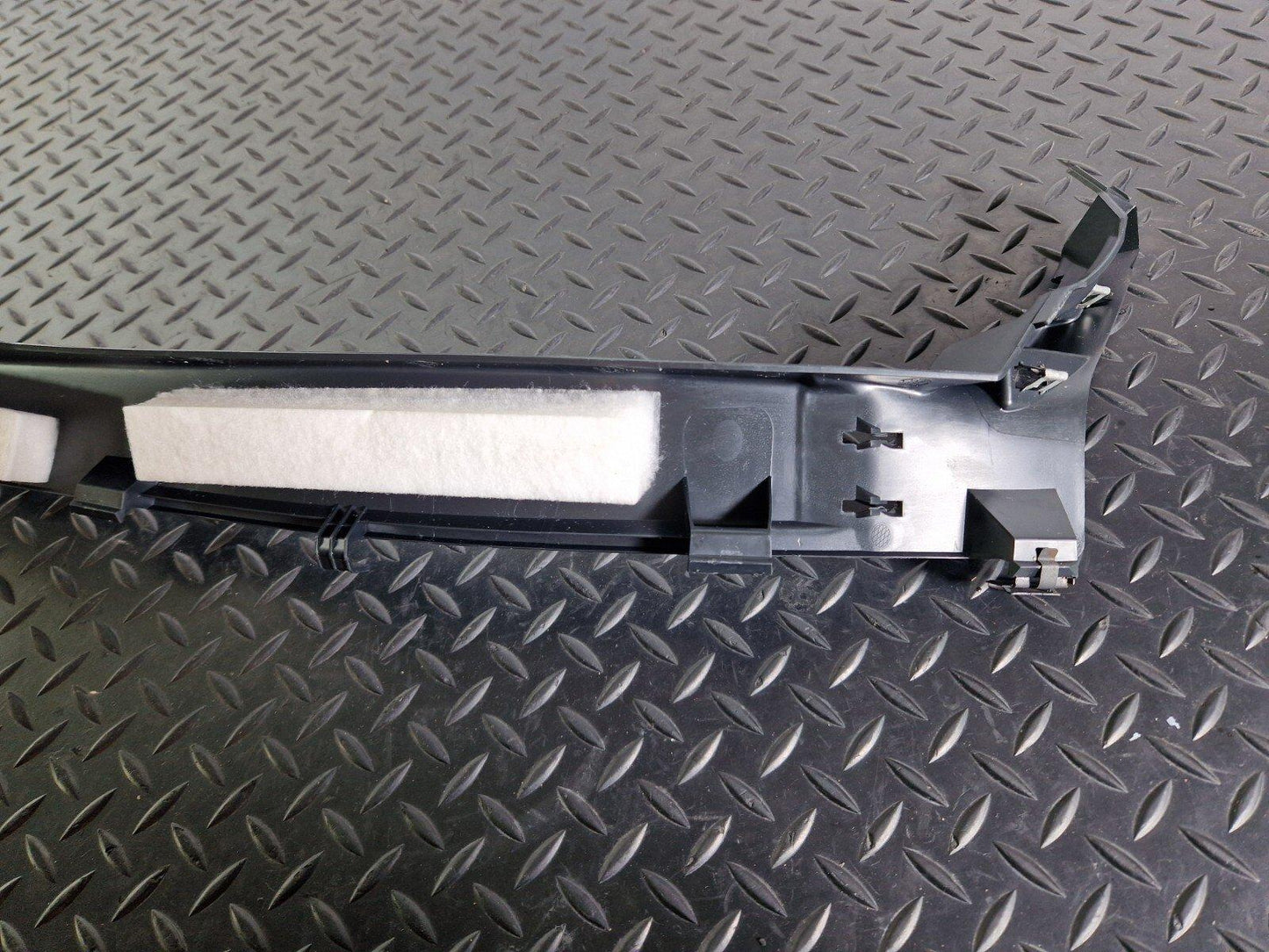 14-21 MERCEDES BENZ W205 REAR LEFT SEAT TRIM & SWITCH A2056906725 A2059058404