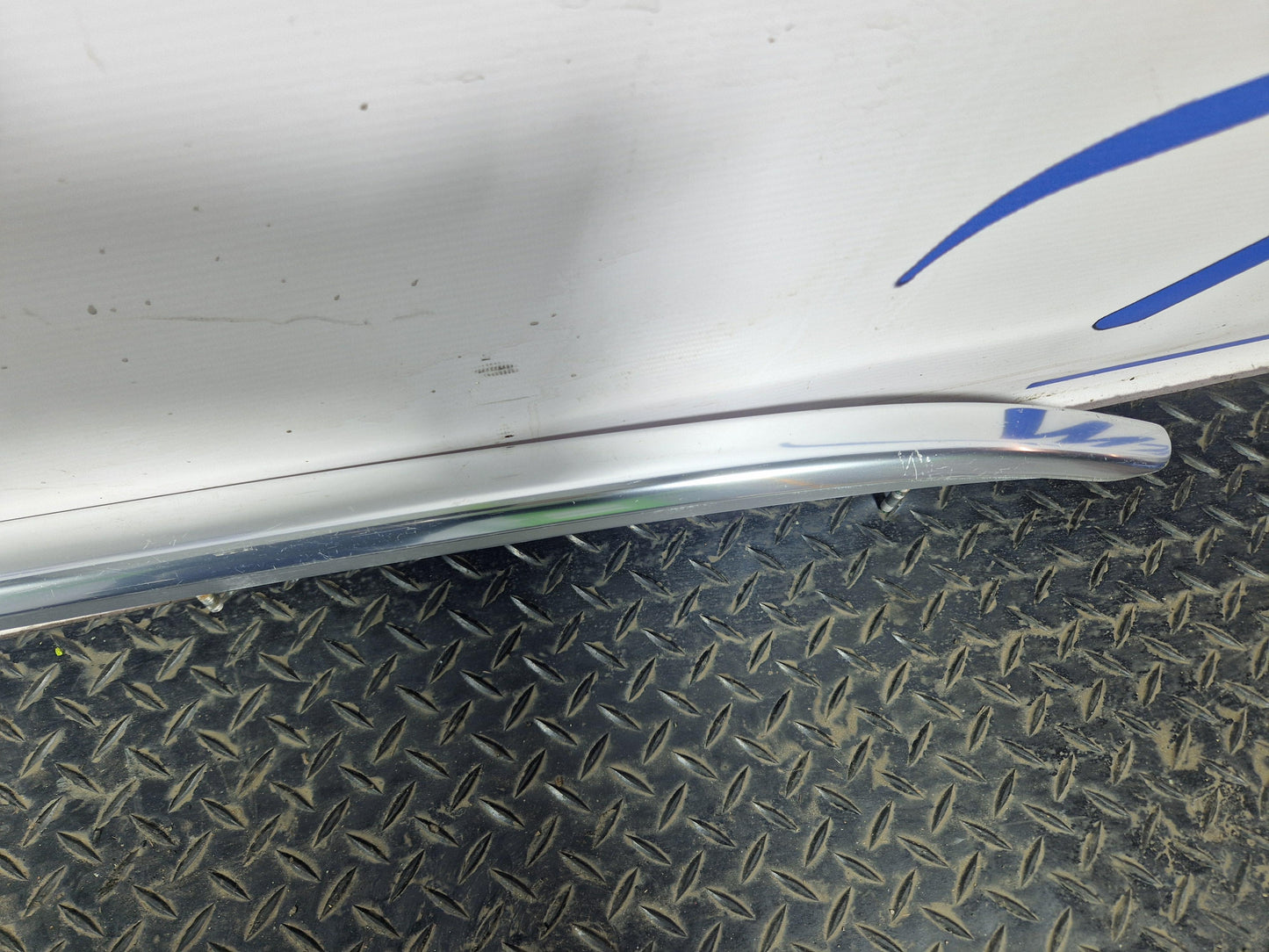Audi A4 B9 Left Side Roof Rail Rack Genuine 8W9860022