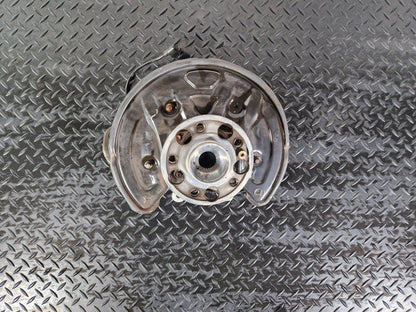 14-21 MERCEDES BENZ C200 W205 REAR LEFT PASSENGER SIDE WHEEL HUB A2055467380