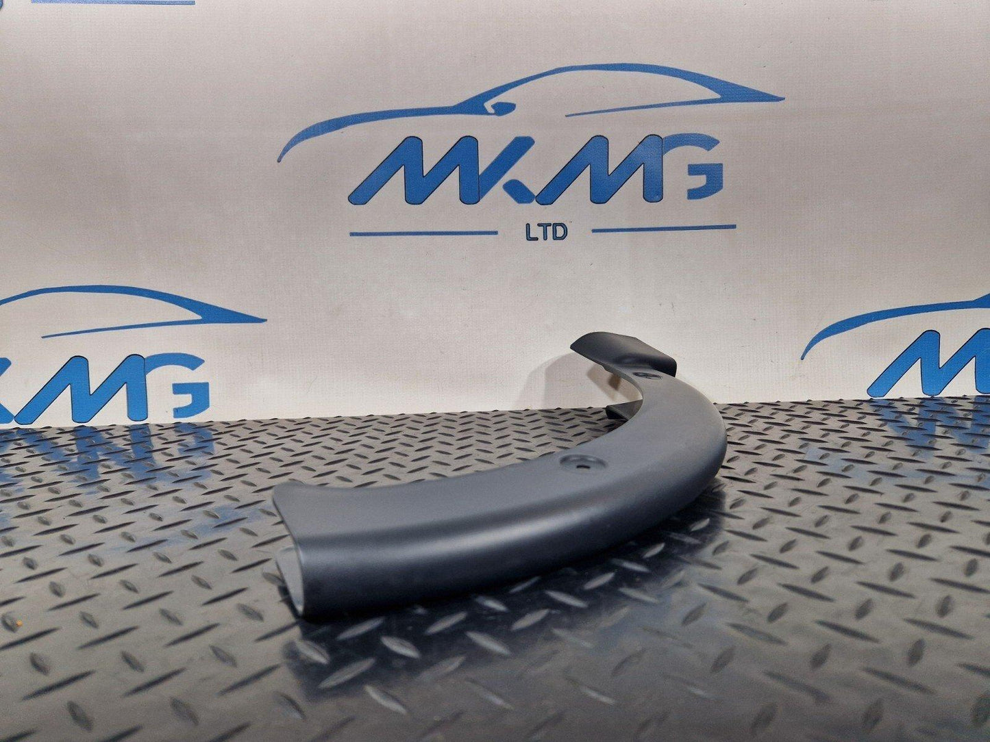 16-19 AUDI A4 B9 GENUINE REAR LEFT BOOT LID HINGE COVER 8W5971821