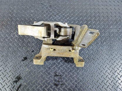 18-ON MERCEDES BENZ SPRINTER W910 FWD OM651.958 ENGINE MOUNT BRACKET A9102410000