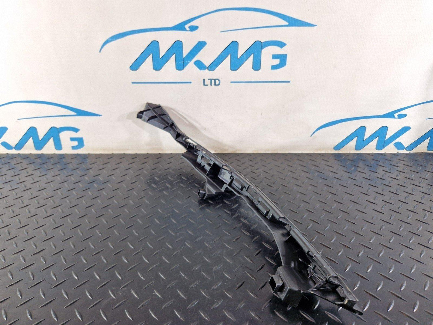 19-ON RANGE ROVER EVOQUE L551 HEADLIGHT MOUNTING BRACKET FRONT LEFT *DAMAGED*