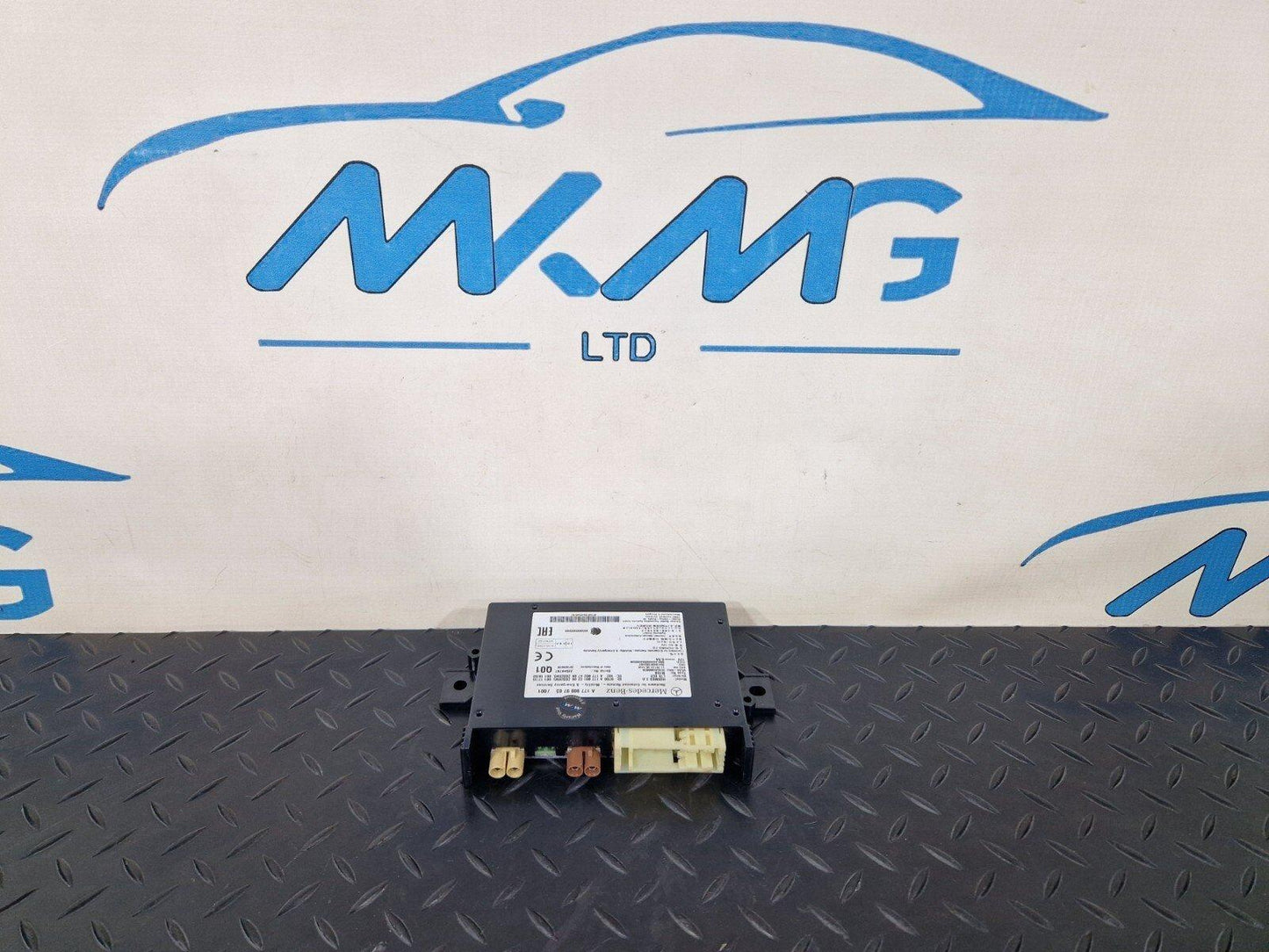 18-ON MERCEDES BENZ SPRINTER W907 COMUNICATION CONTROL ECU A1779009703