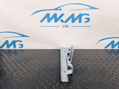 14-21 MERCEDES BENZ C220 W205 GENUINE LEFT SIDE N/S BOOT BRACKET A2056914300