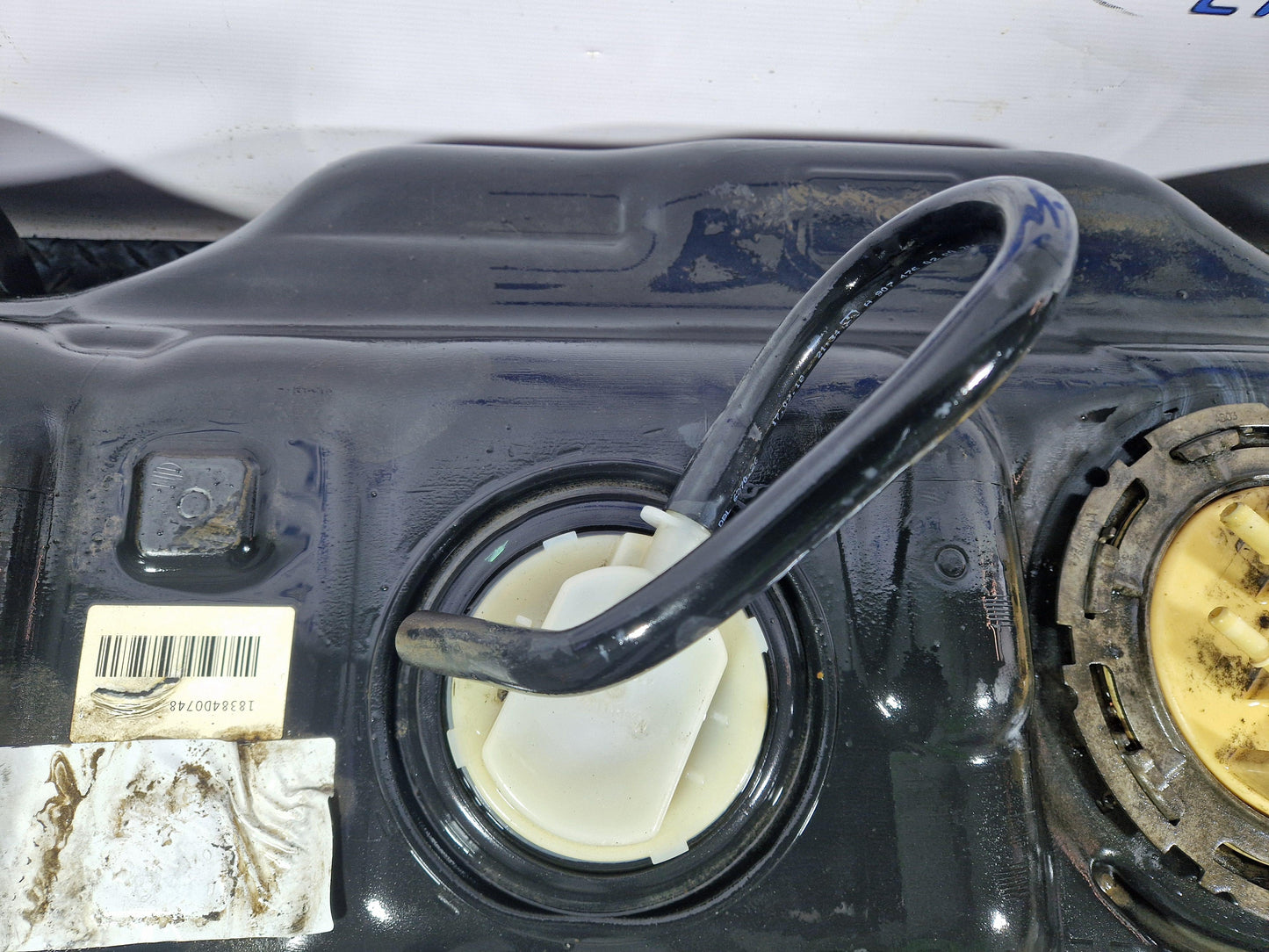 Mercedes-Benz Sprinter W907 2.1 CDI Fuel Tank with Pump A9074712200
