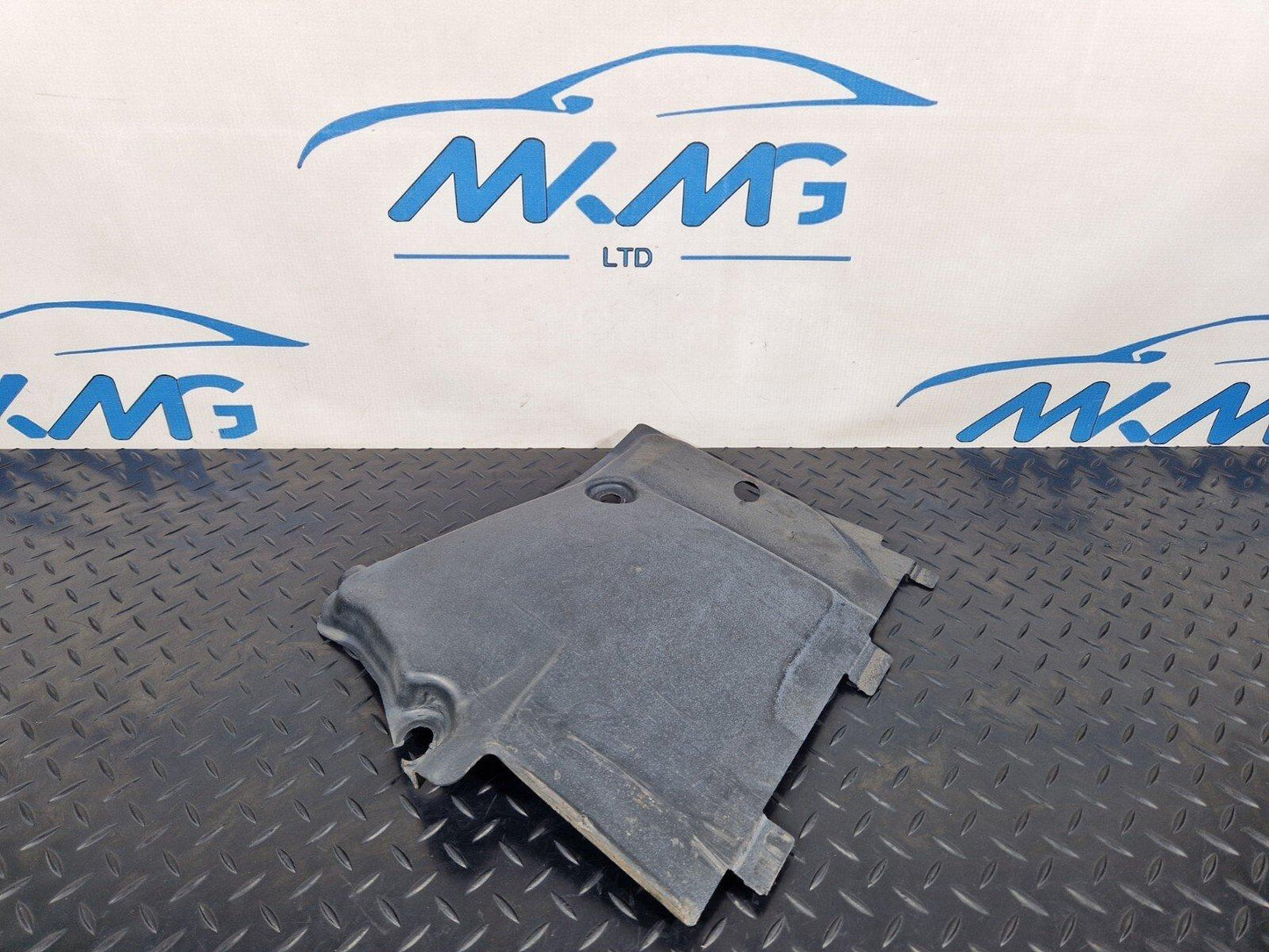 16-23 AUDI S5 COUPE GENUINE FRONT LEFT PASSENGER SIDE UNDERBODY TRAY 8W0825201