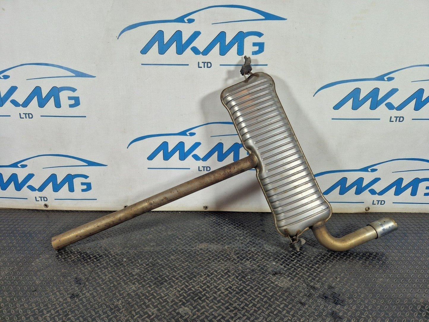 14-21 BMW 2 X1 SERIES F45 F46 F48 GENUINE EXHAUST SILENCER BACK BOX 8577090