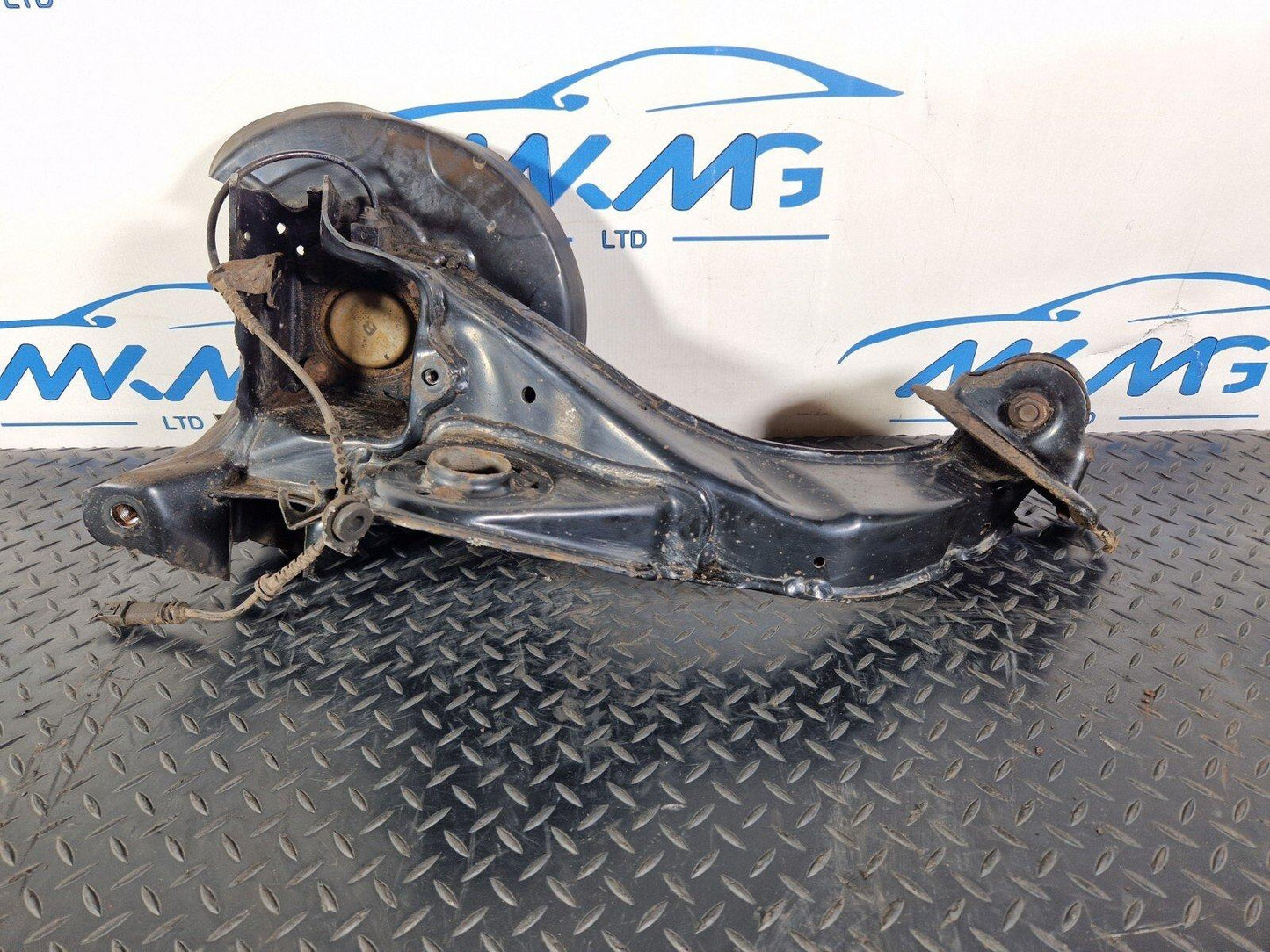 14-21 BMW X1 2 SERIES F48 F45 F46 REAR LEFT N/S/R WHEEL HUB & BEARING 6898963