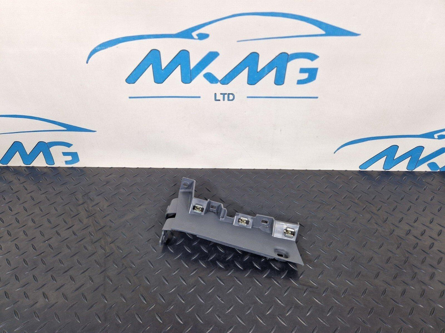 18-ON MERCEDES BENZ SPRINTER W907 W910 DASHBOARD TRIM COVER PANEL A9106804600