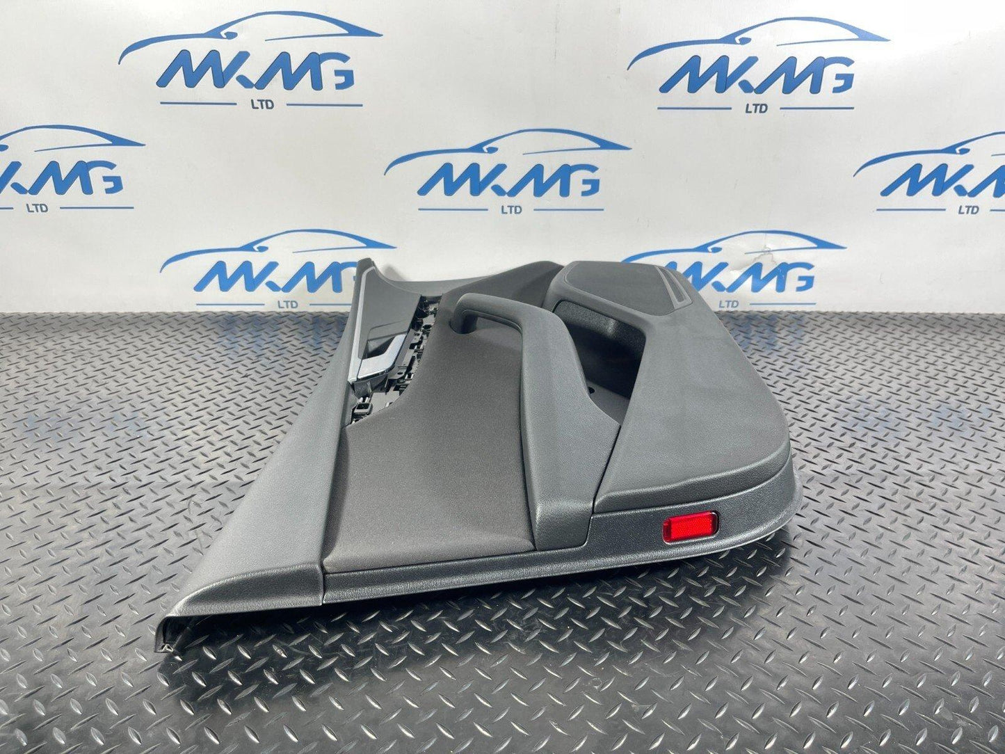 16-19 AUDI A4 B9 AVANT GENUINE FRONT PASSENGER SIDE DOOR CARD PANEL 8W0867133