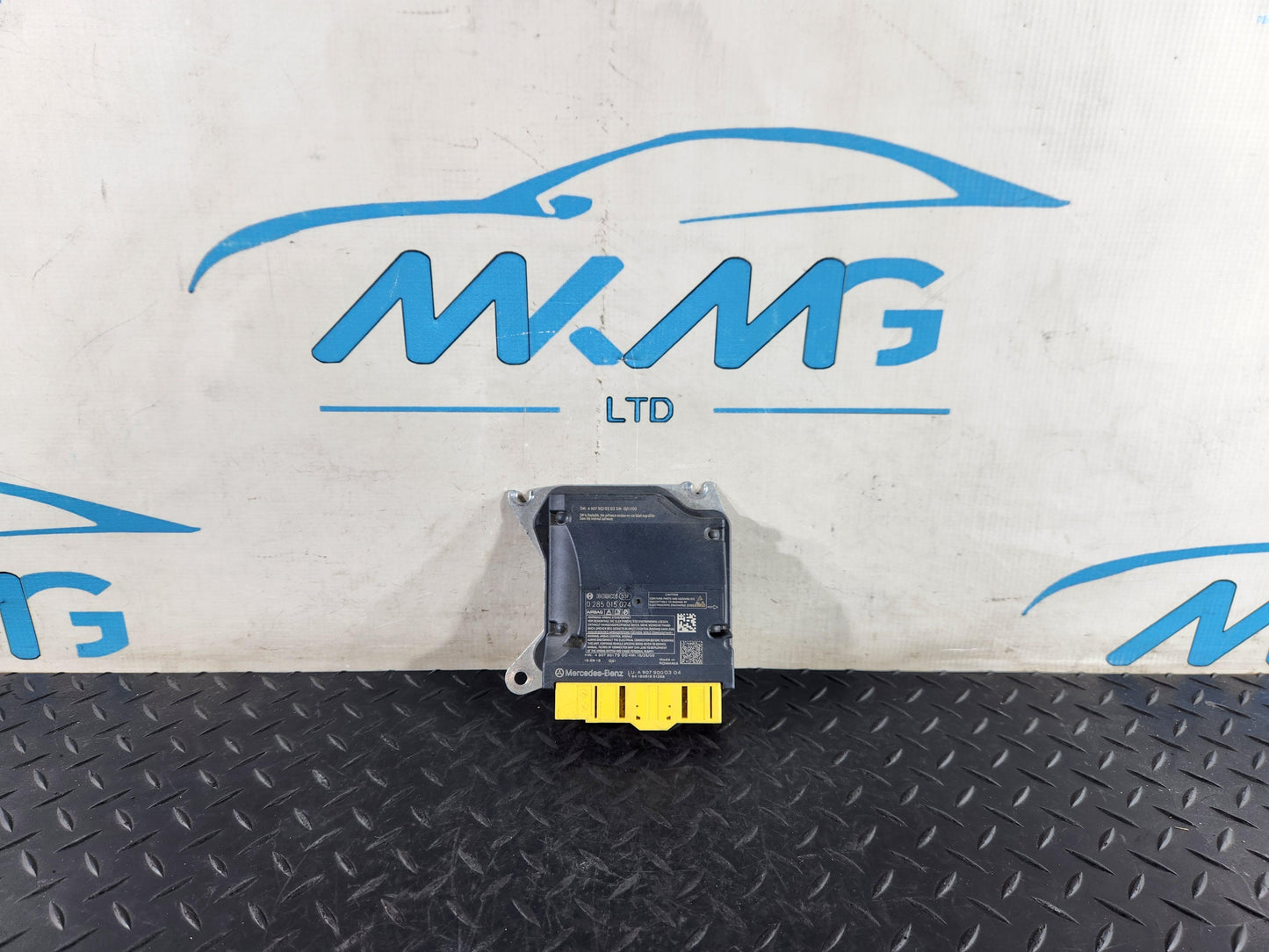 Mercedes-Benz Sprinter W907 Safety Bag Module Sensor Unit ECU A9079000304