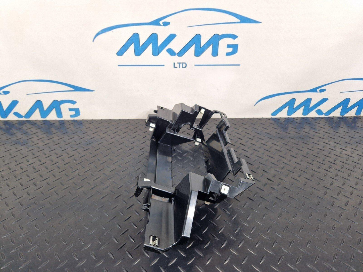 2018-ON MERCEDES BENZ SPRINTER W907 W910 RADIO FRAME MERCEDES A9108270600