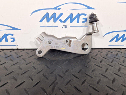 14-21 MERCEDES-BENZ C250 W205 OEM ENGINE LEFT REAR LIFTING LUG CLIP MOUNT HOLDER