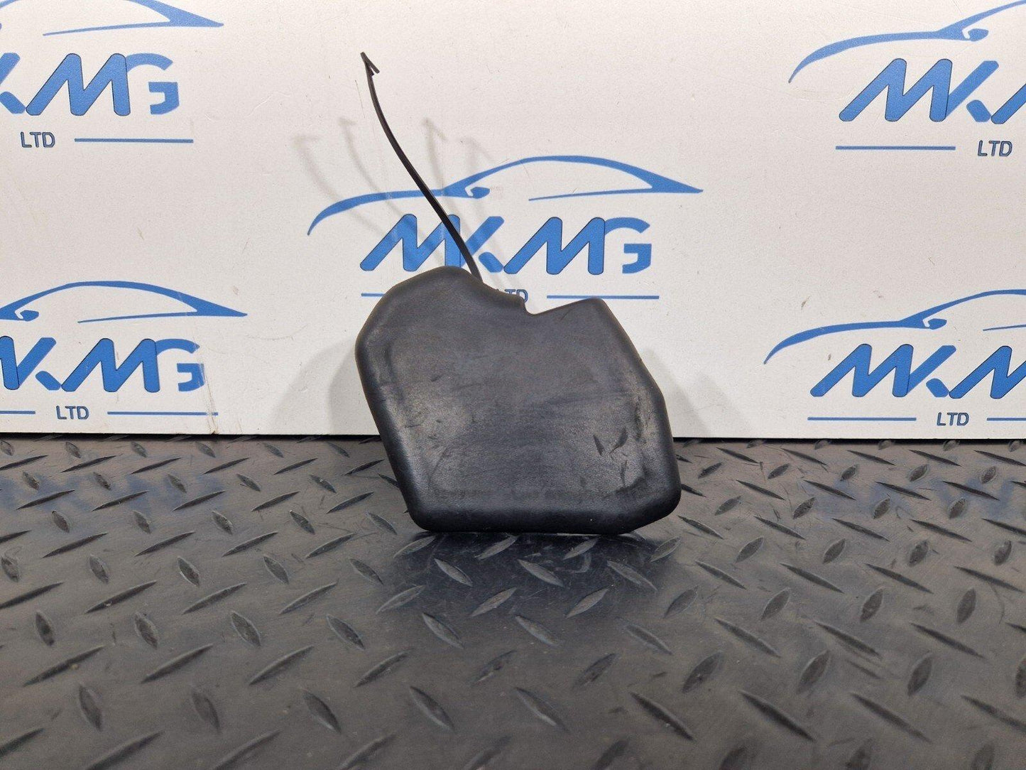 14-23 MERCEDES BENZ VITO W447 FRONT RIGHT O/S BONNET COVER TRIM A4478841674