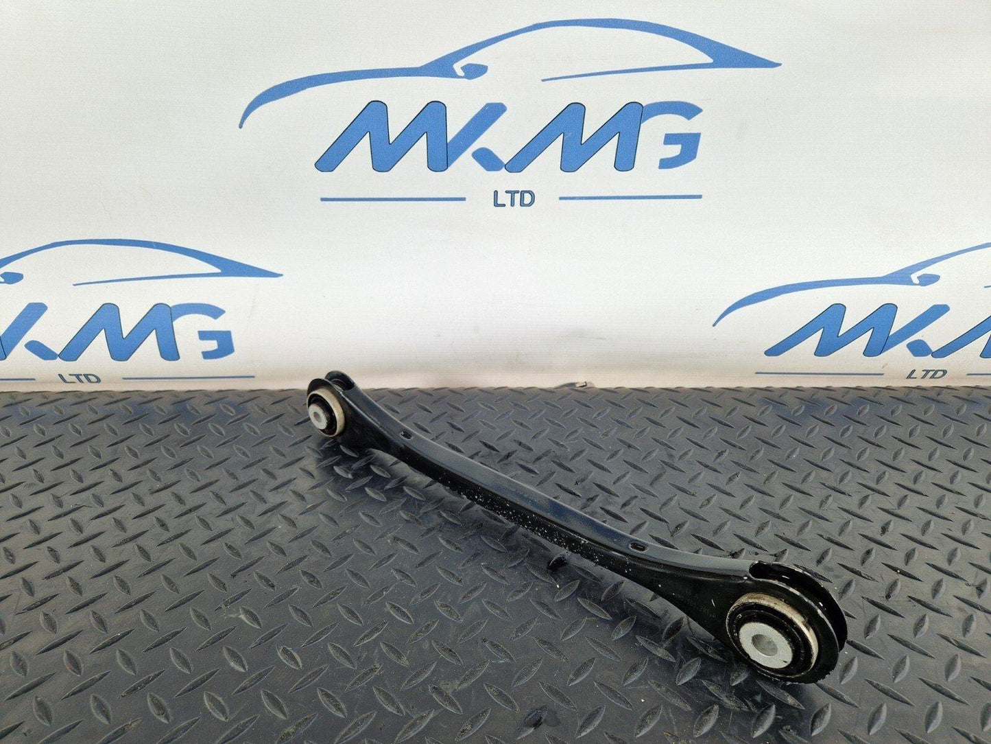 16-19 AUDI A4 AVANT B9 GENUINE REAR LEFT LOWER CONTROL ARM 4M0505291D 4M0505425D