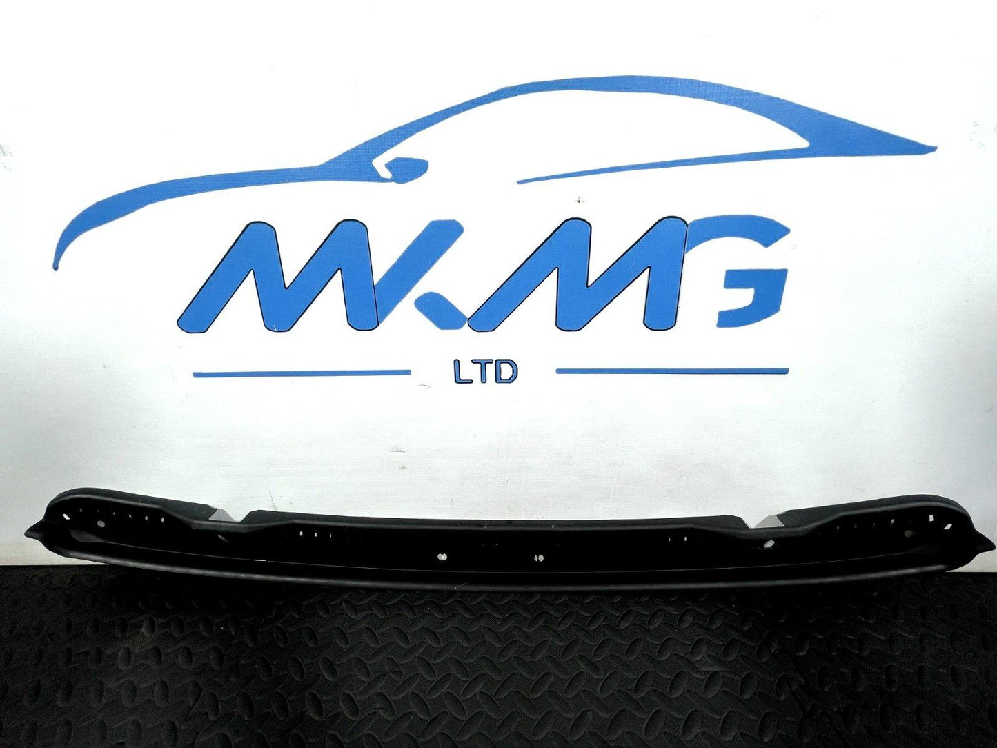 16-22 BMW X1 F48 GENUINE BONNET SLOT COVER TRIM 7427124