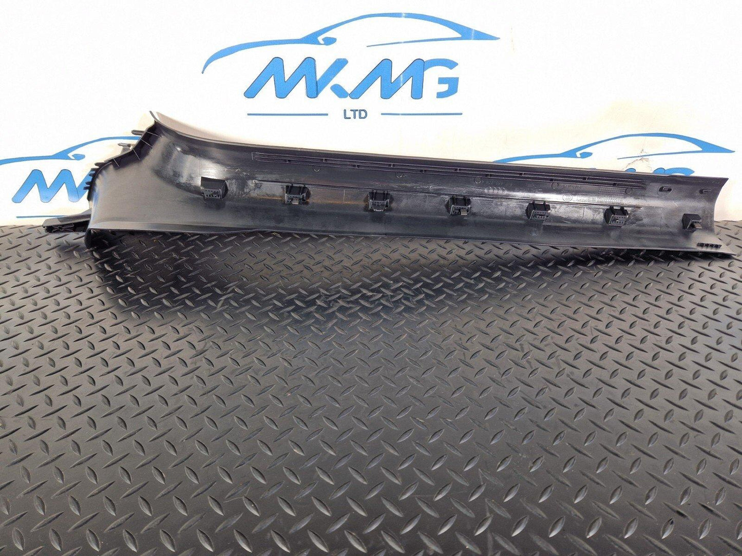 16-24 AUDI A5 F5 CABRIOLET FRONT RIGHT INTERIOR STEP TRIM 8W7853906A