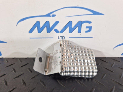 19-ON RANGE ROVER EVOQUE L551 GENUINE HEAT SHIELD M8D2141413EA