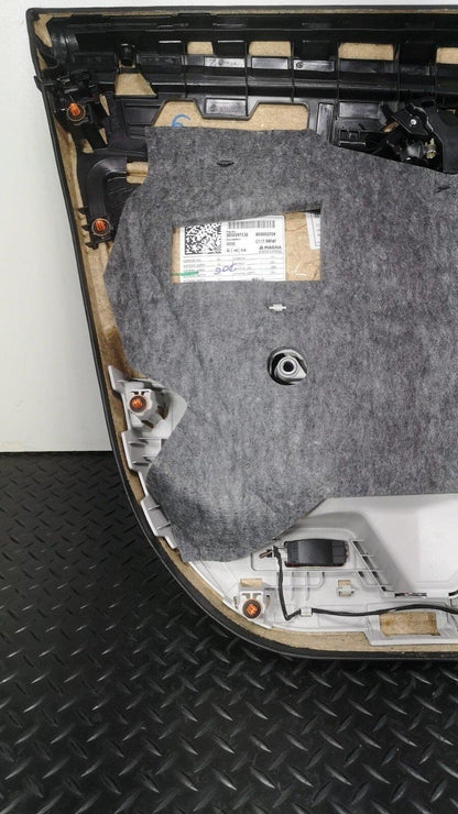 13-19 MERCEDES BENZ CLA W117 GENUINE FRONT RIGHT DRIVER SIDE DOOR PANEL