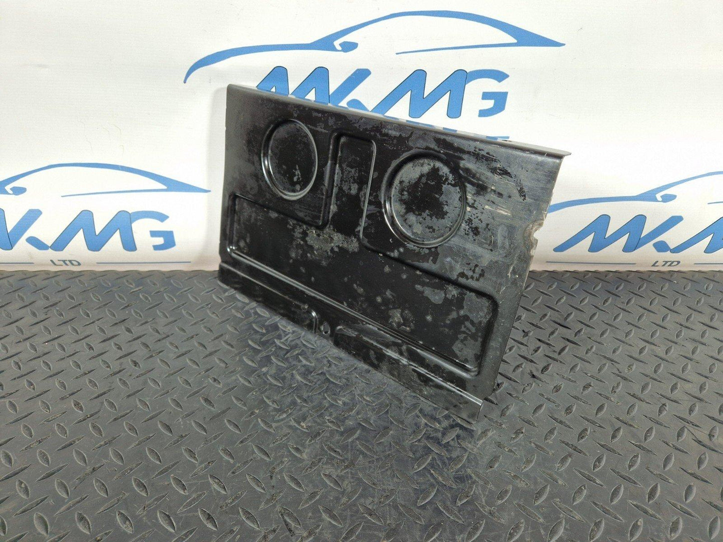 14-23 MERCEDES BENZ VITO W447 OEM CENTRE TOP SEAT BASE A4479112800