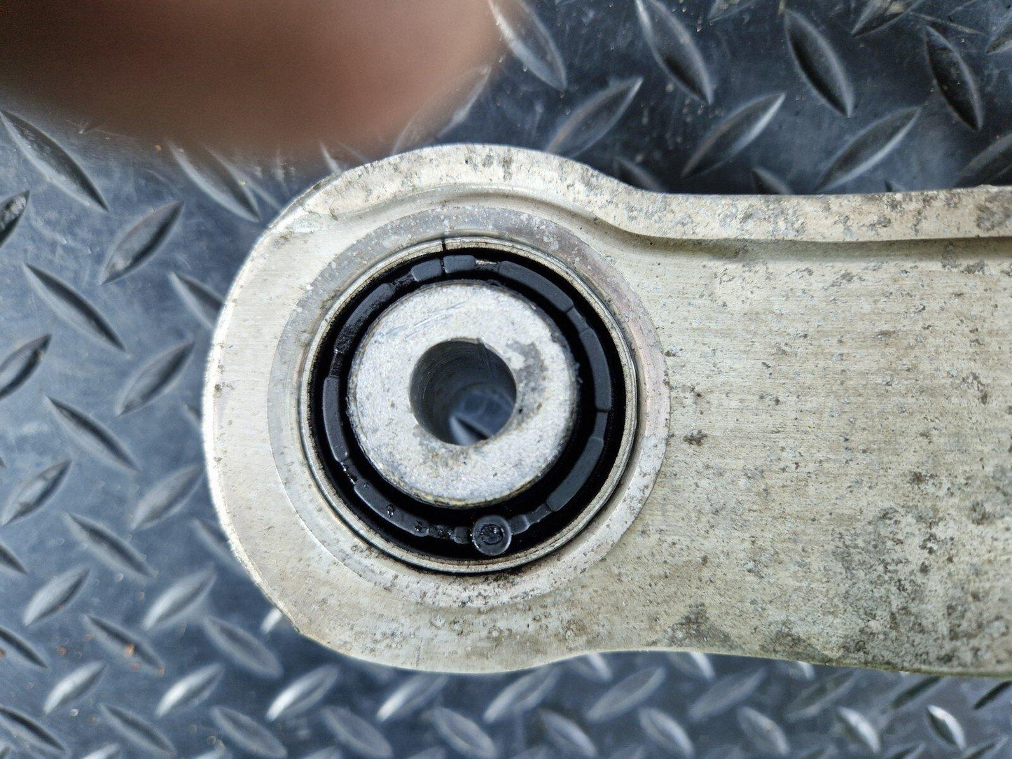 16-24 AUDI A5 F5 COUPE OEM REAR CONTROL ARM FITS BOTH SIDES 8W0505311E
