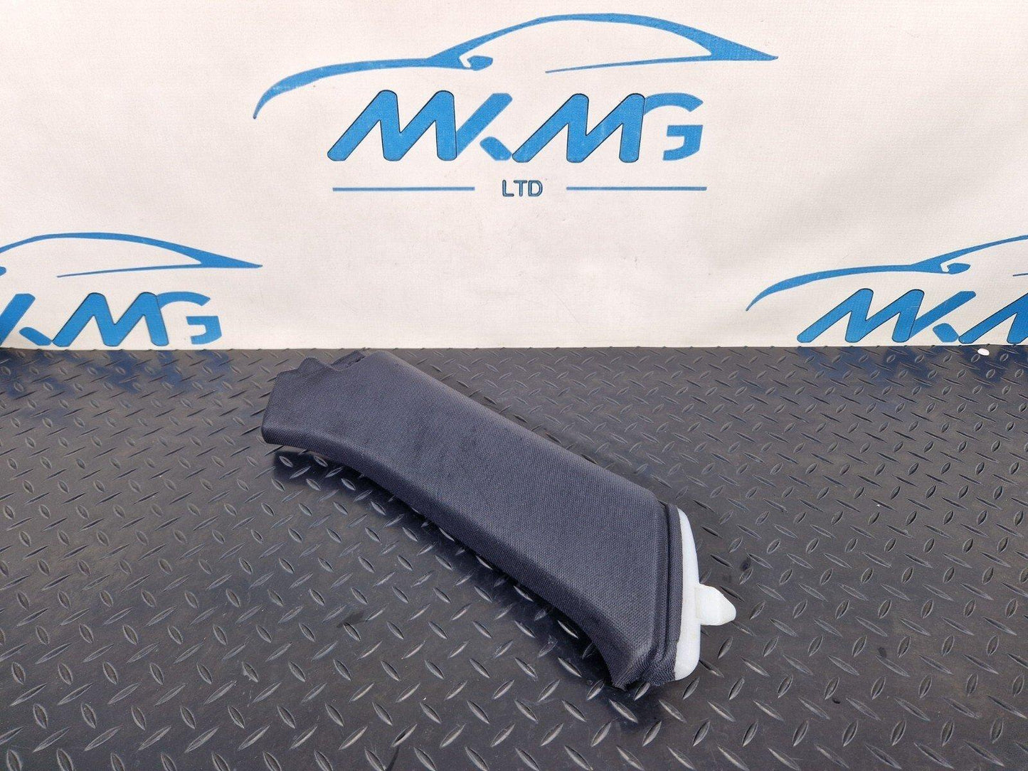 16-19 AUDI A4 AVANT B9 S-LINE GENUINE LEFT REAR C PILLAR TRIM 8W9867287A
