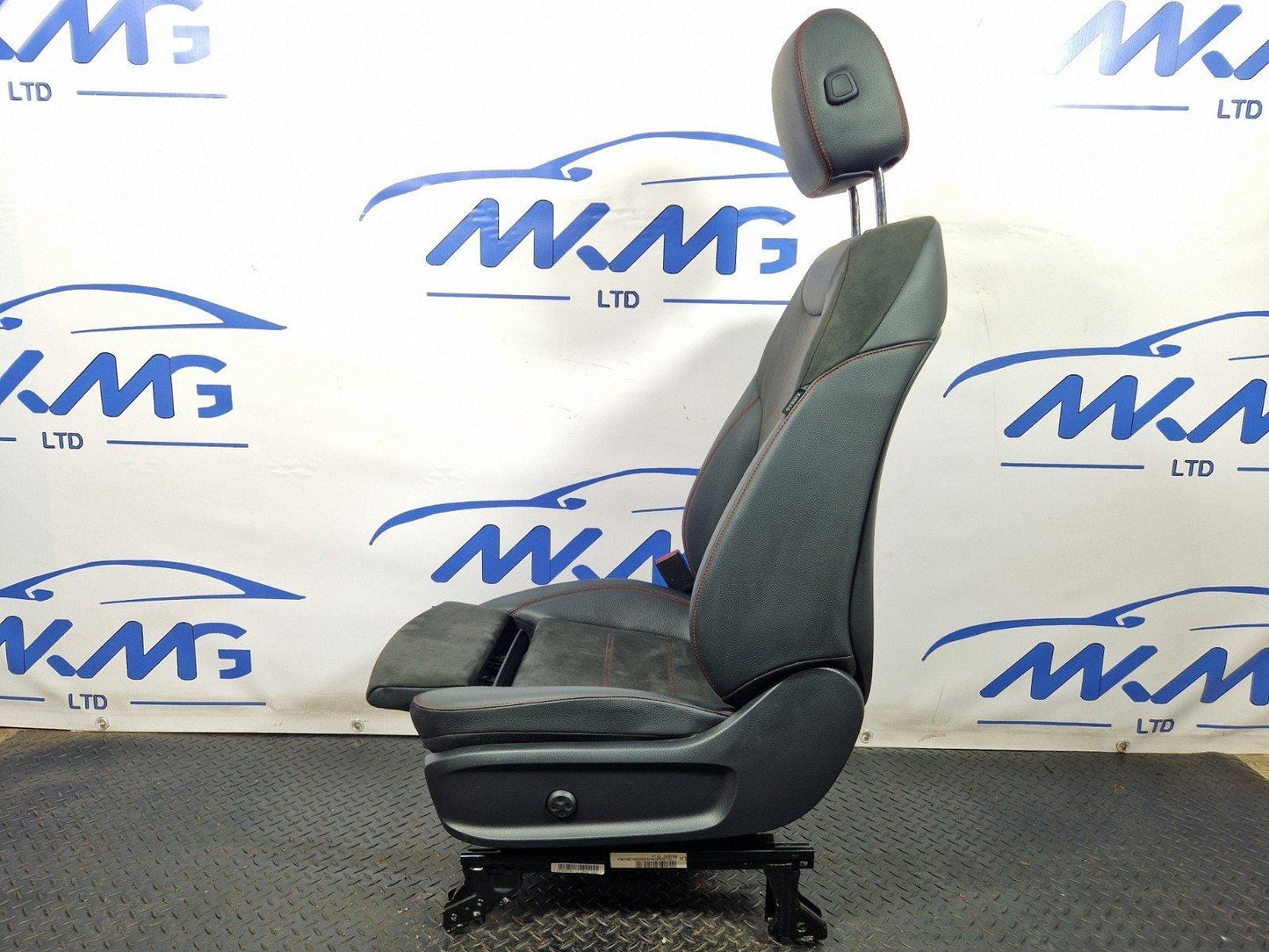 19-ON MERCEDES BENZ B CLASS W247 GENUINE FRONT LEFT N/S HEATED HALF LEATHER SEAT