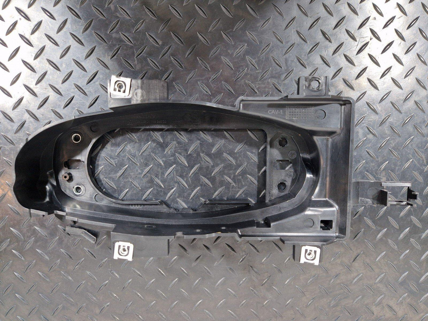 16-19 AUDI A4 B9 GENUINE GEARSTICK MOUNTING PLATE BRACKET 8W0863531