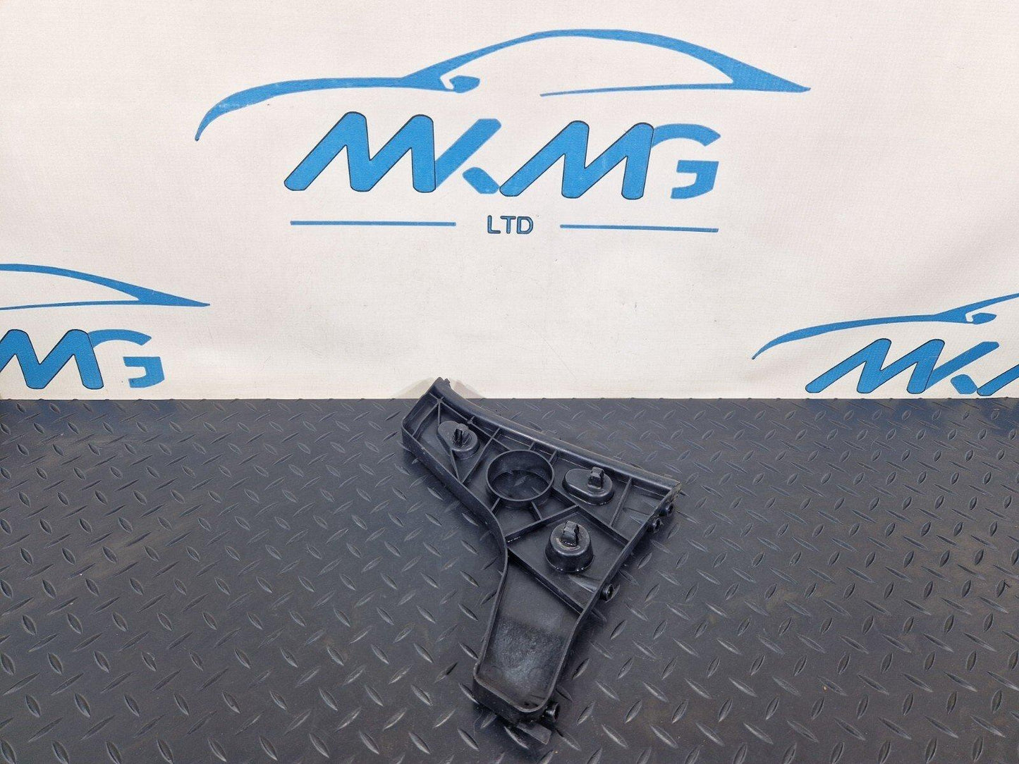 15-18 AUDI A7 4G OEM GENUINE REAR LEFT BUMPER BRACKET 4G8807453B