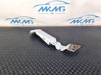 18-ON MERCEDES BENZ SPRINTER  W907 FRONT LEFT WING STRIP A9108810200