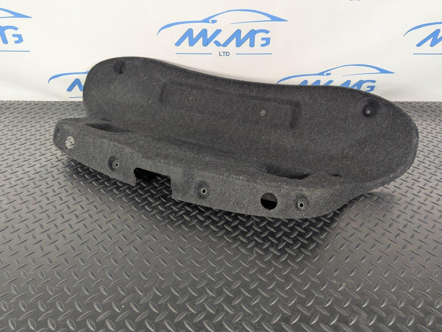 14-16 BMW 2 SERIES F22 REAR BOOT TRUNK LID PARTITION TRIM PANEL 7304562