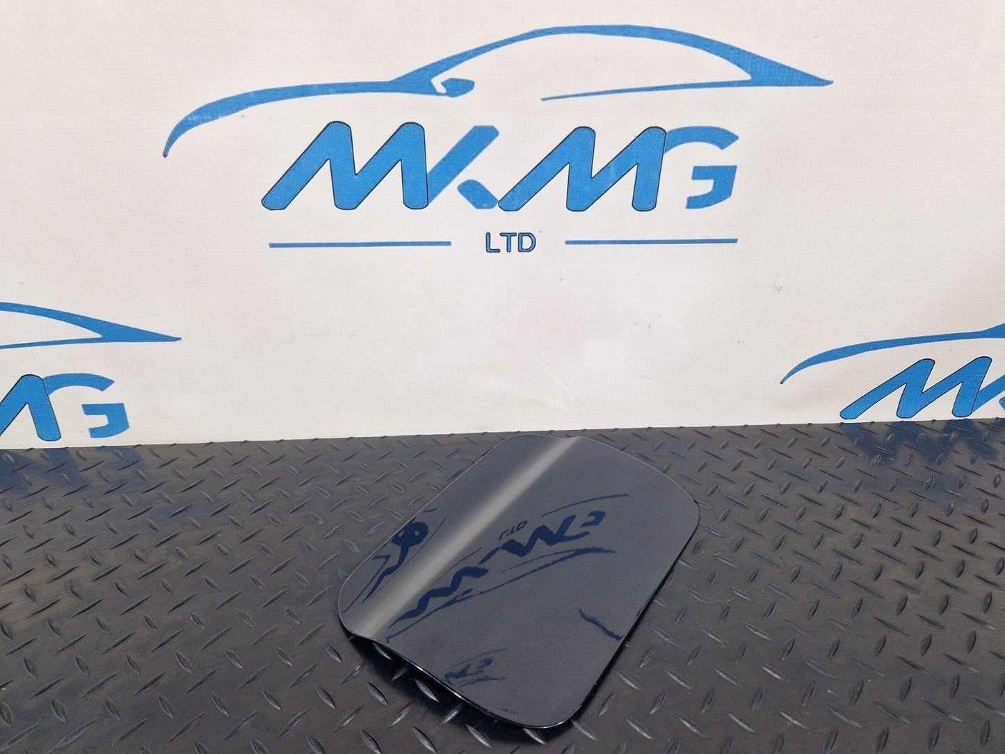 11-18 BMW 6 SERIES F06 GENUINE FUEL TANK FILLER FLAP CAP LID COVER