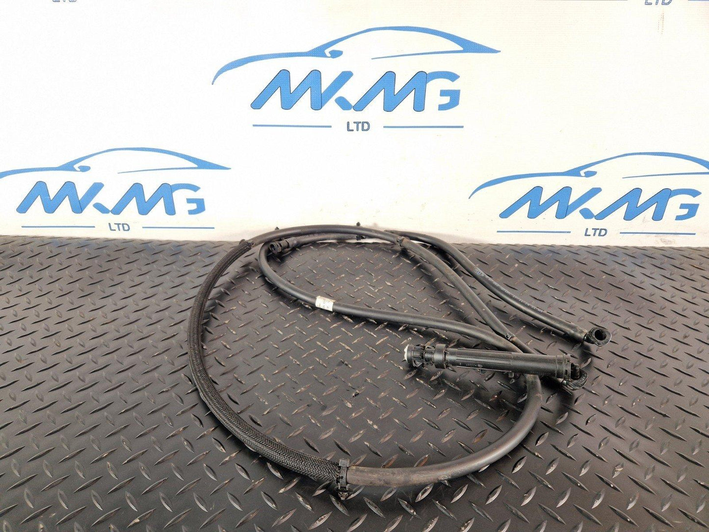 11-19 MERCEDES BENZ ML W166 HEADLIGHT WASHER HOSE PIPE A1668600592