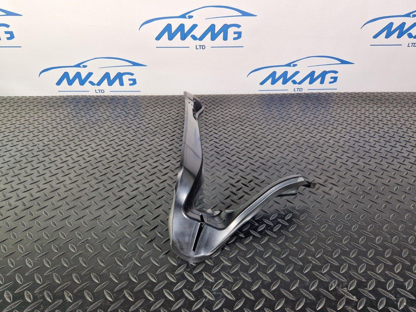 15-18 AUDI A7 4G GENUINE FRONT LEFT WING INNER LINER 4G8821111A
