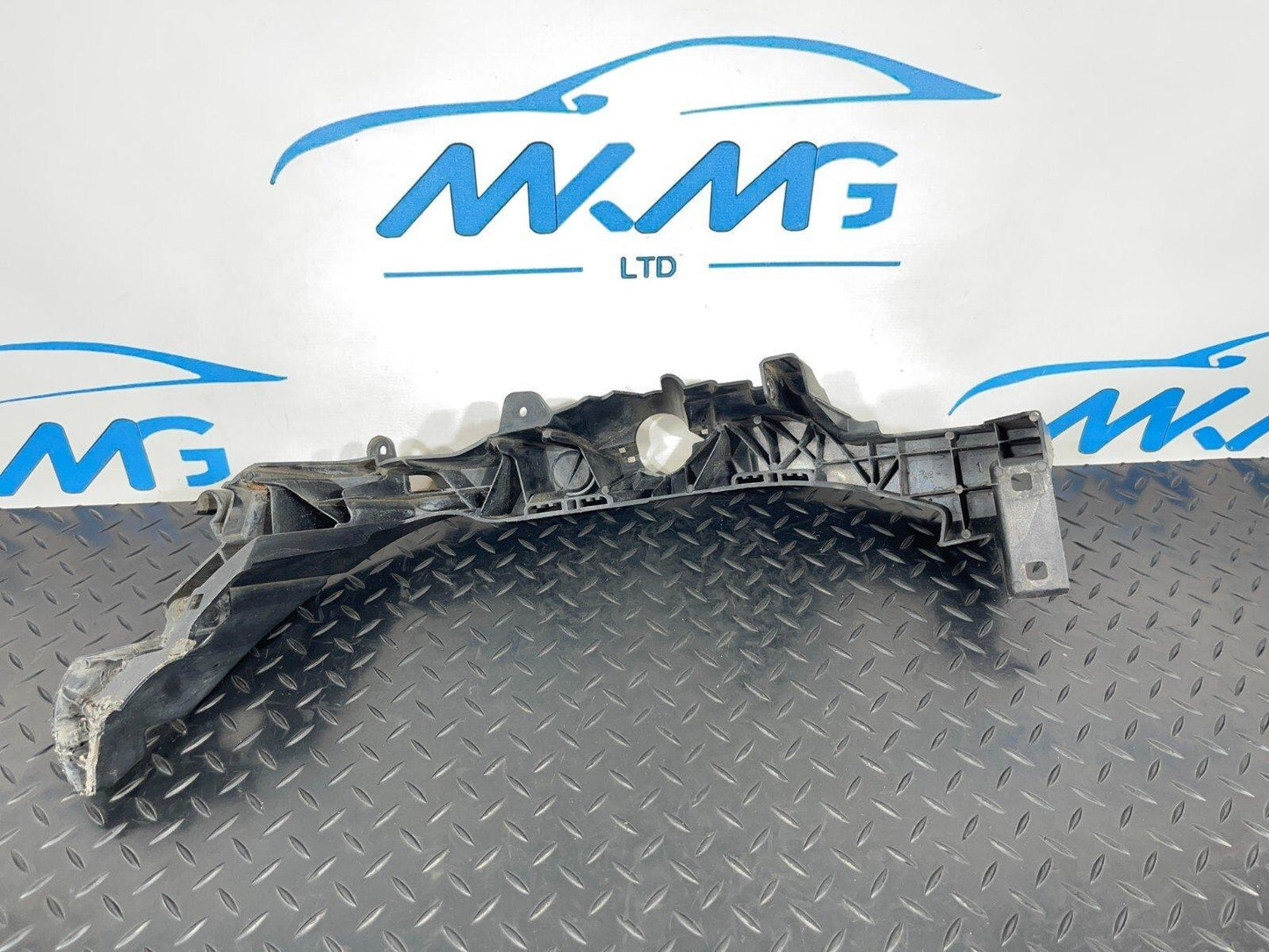 BMW 3 Series E92 E93 LCI Headlight Bracket Support Arm Mount Right O/S 7227926