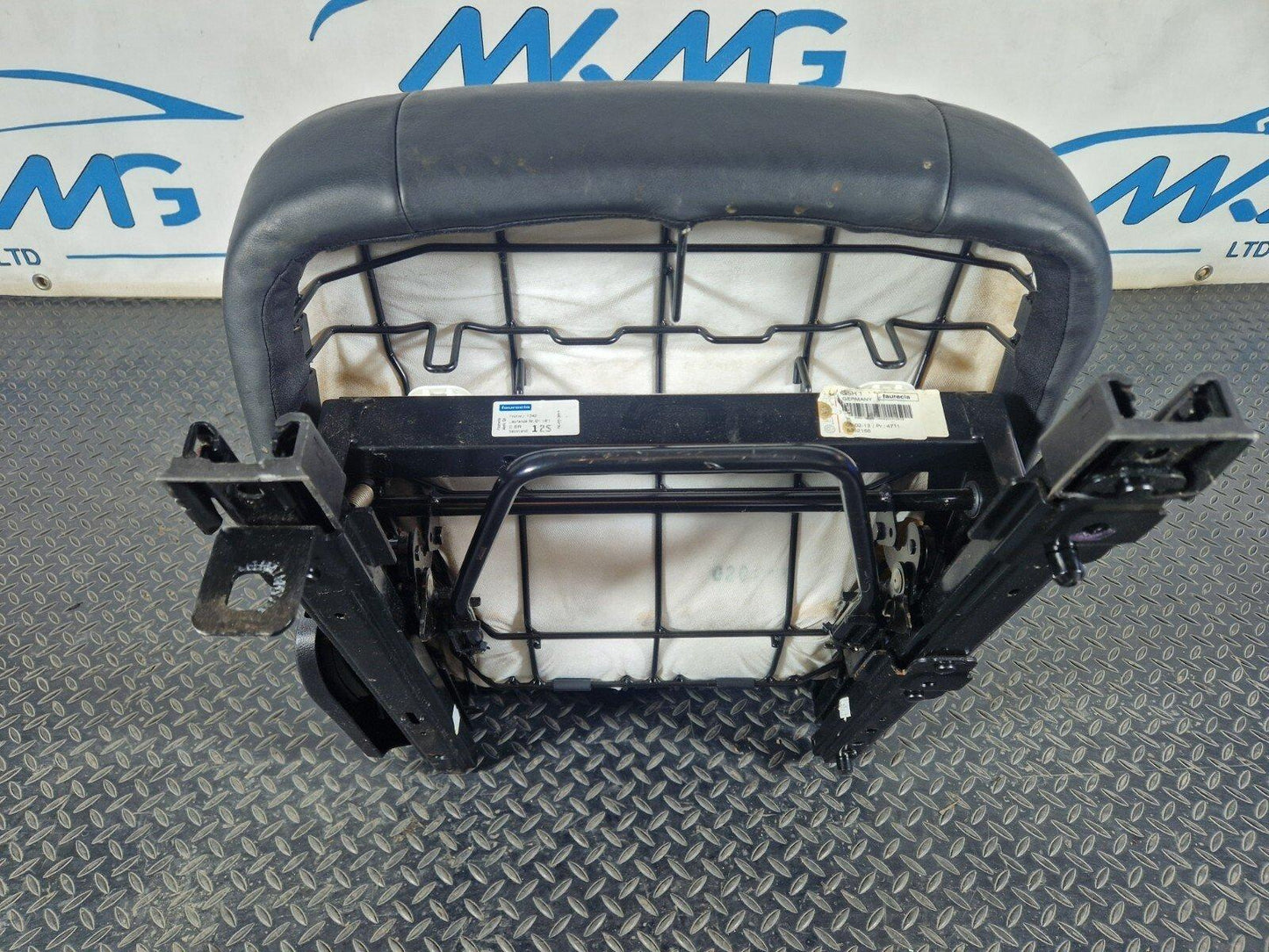 10-15 AUDI Q7 4L GENUINE REAR RIGHT DRIVERS SIDE SEAT