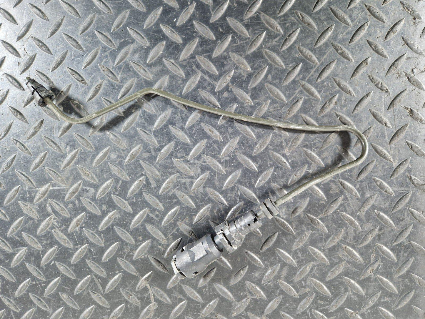 12-18 AUDI A6 C7 2.0 DIESEL CGLC/CGL GENUINE CLUTCH PIPE HOSE 8K0721477D