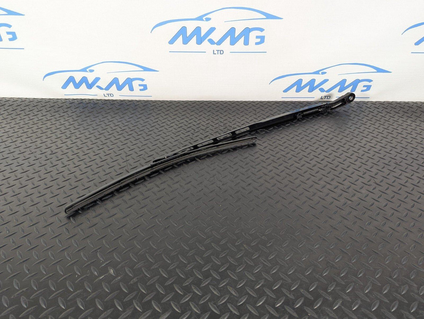 10-17 AUDI A8 4H FRONT LEFT WIPER ARM WITH BLADE 4H2955407A