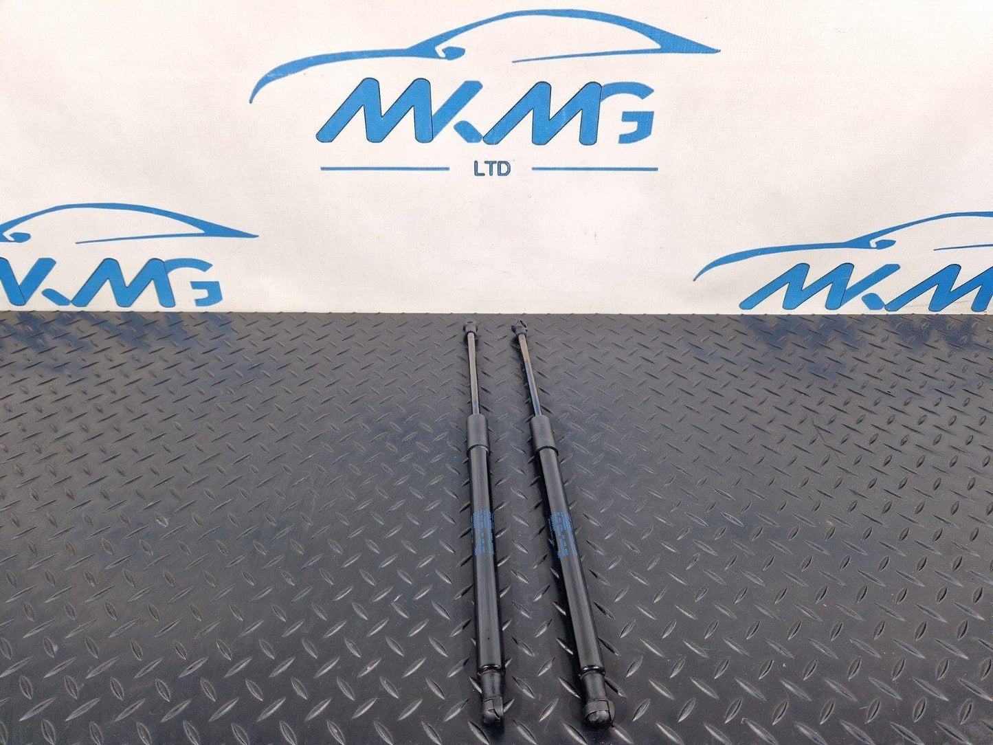 16-24 AUDI A5 F5 CONVERTIBLE GENUINE PAIR OF TAILGATE BOOTLID STRUTS 8W7827552