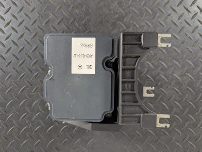13-19 MERCEDES BENZ CLA C117 ABS PUMP CONTROL MODULE UNIT GENUINE A2464300201