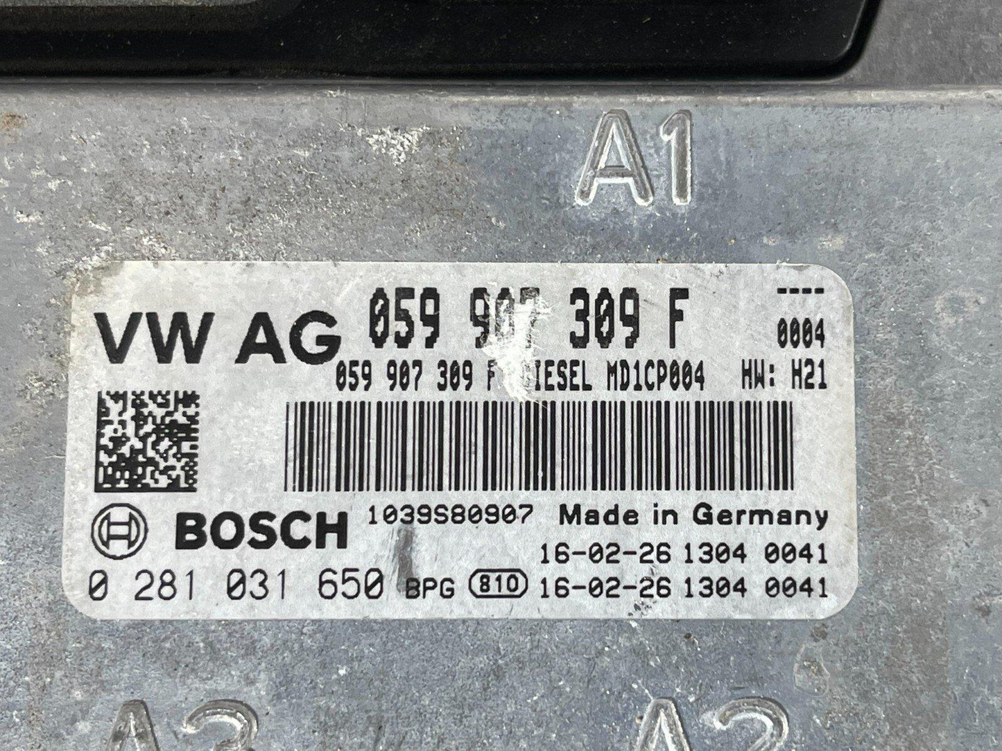 16-19 AUDI A4 B9 ESTATE GENUINE ENGINE CONTROL UNIT ECU 059907309F 8W0907311