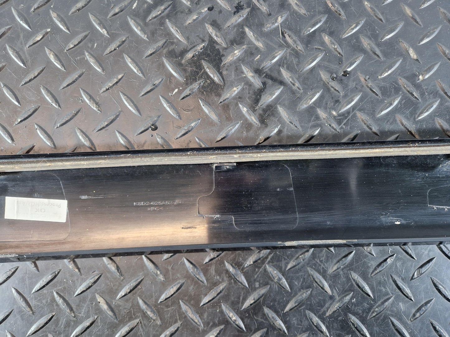 Range Rover Evoque L551 Front Right O/S Exterior Moulding K8D2-025A52-AC