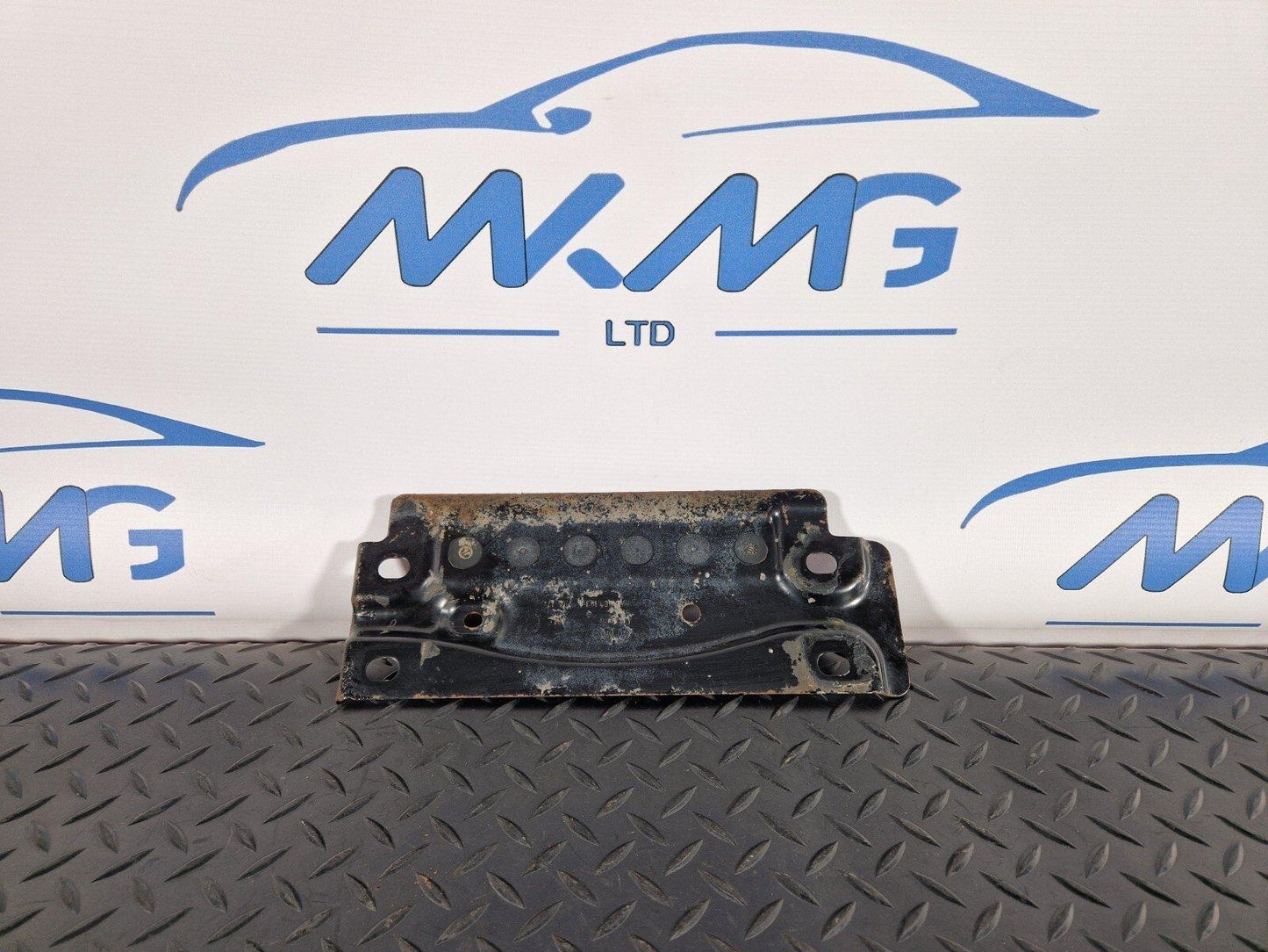 16-23 AUDI S5 COUPE MUFFLER MOUNT BRACKET PLATE 8W0803183A