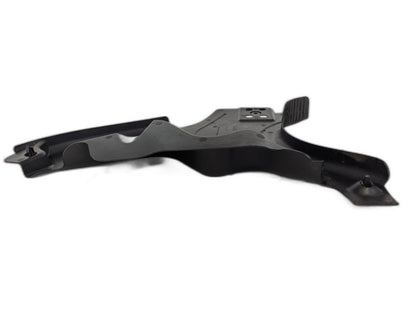17- MERCEDES-BENZ OEM VITO TOURER W447 CONTROL ARM COVER A4478890300