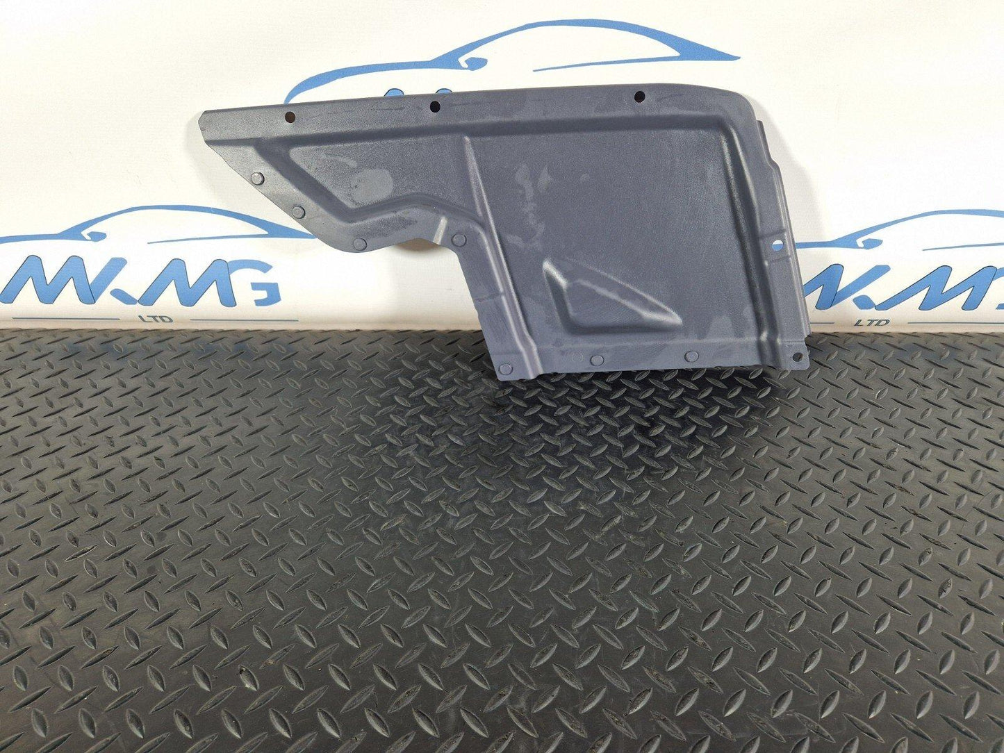 2018-ON MERCEDES SPRINTER W907 RIGH UPPER PARTITION WALL PANEL COVER A9067100324