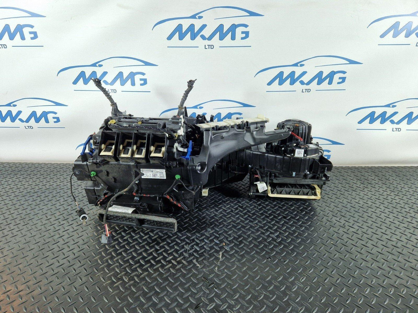 12-17 AUDI S5 CONVERTIBLE OEM HEATER BOX 8T2820005K 8T2819389