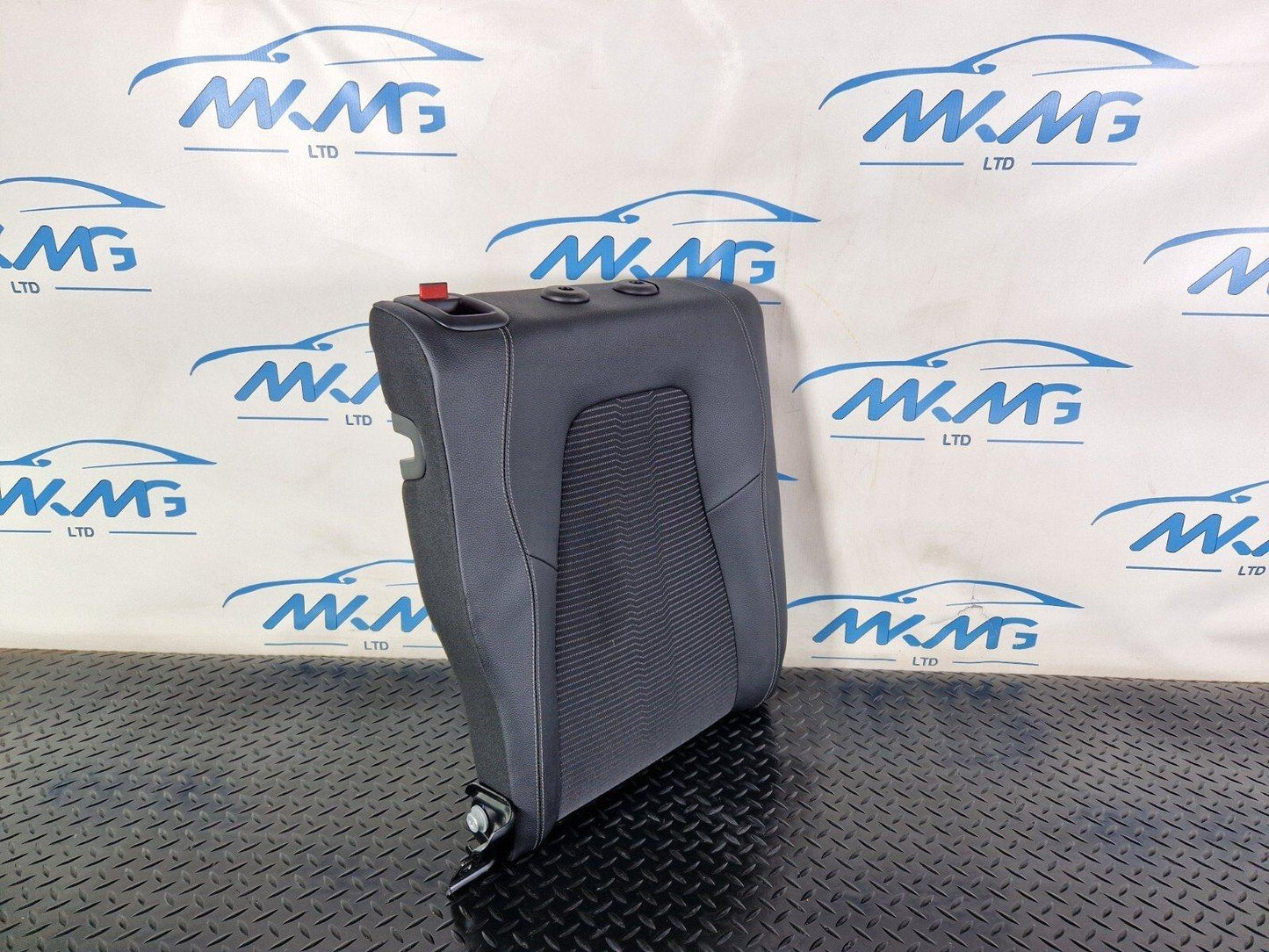 18-ON MERCEDES A CLASS W177 REAR RIGHT DRIVER SIDE SEAT HALF LEATHER A1779200600