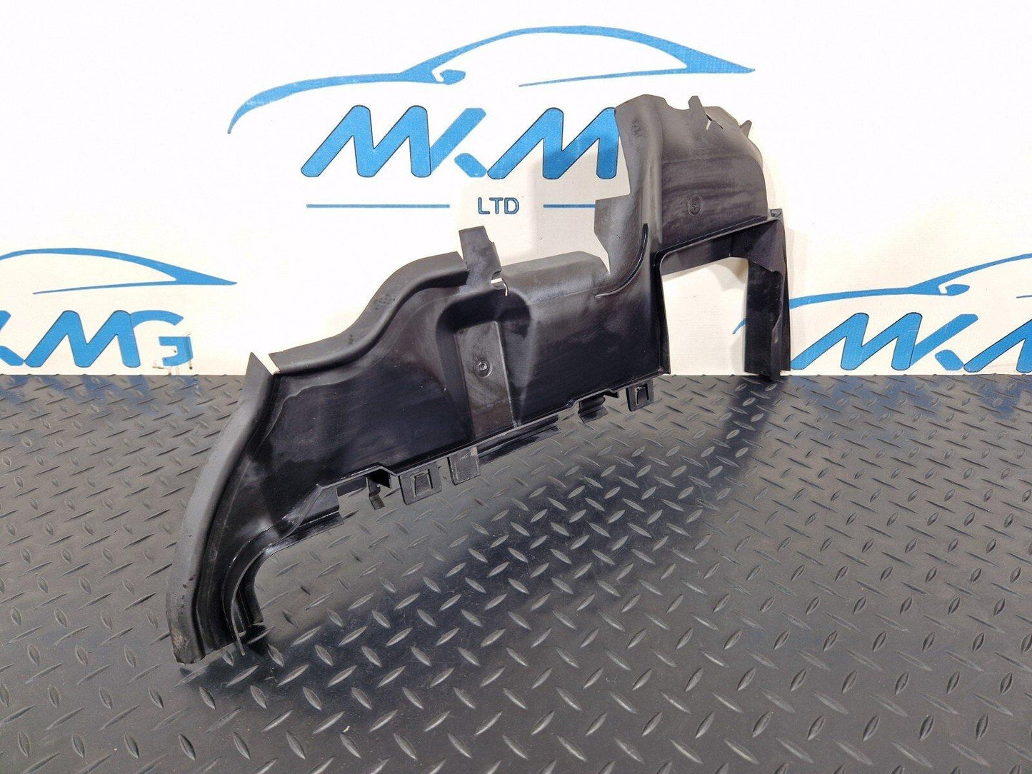 10-18 AUDI A7 4G S-LINE GENUINE FRONT LEFT RADIATOR AIR GUIDE 4G8121284AE